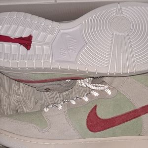 Mem basketball shoes